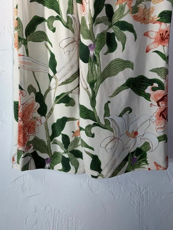 Ann Taylor Floral Wide-Leg Crop Pants - flowy pants - Picture 8 of 16